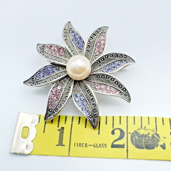 Silver Tone Rhinestone Faux Pearl Flower Brooch/Pendant Pink Purple Feminine 2" - Picture 6 of 7